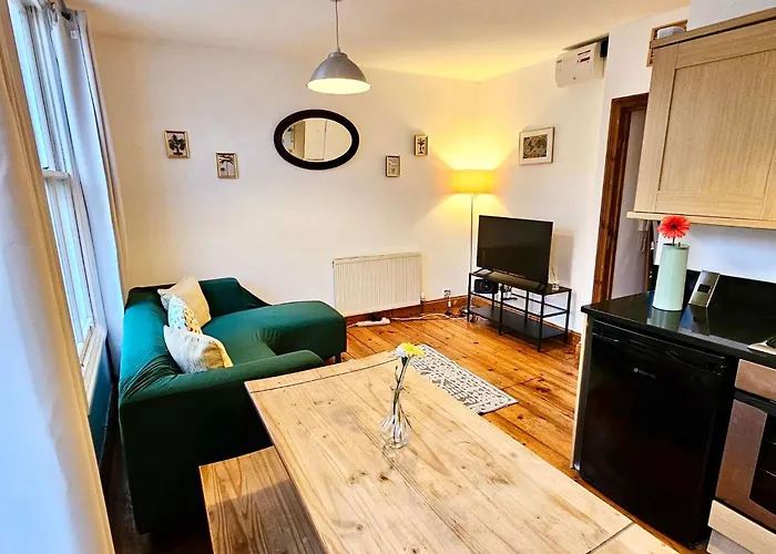 Lovely 1 Bed - Easy Access To City Centre