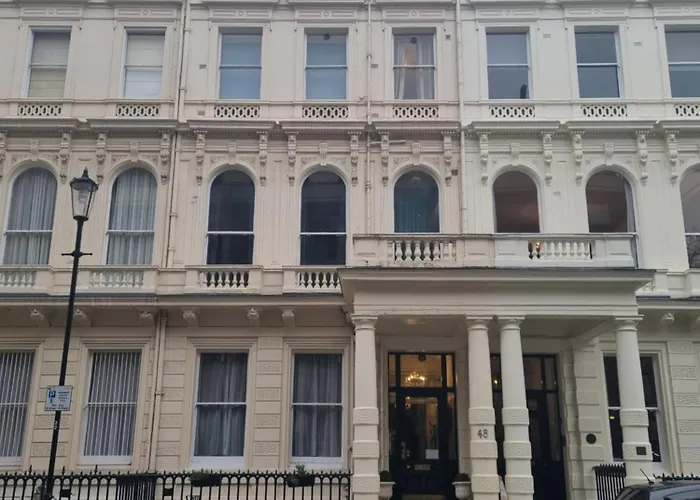 Studio By Hyde Park - 14