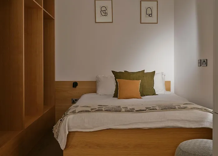 The Marloes Aparthotel London