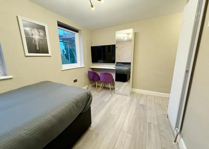 Stylish Studio Minutes Away From Wembley London