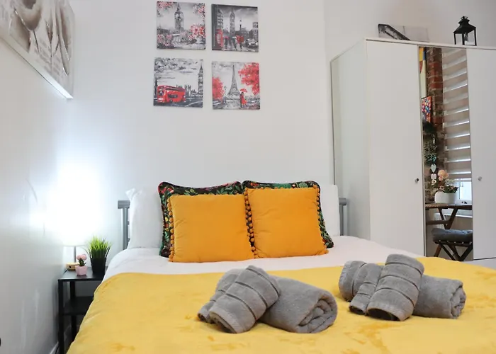 Stylish Studio - Private Bathroom, 15Mins To Central !