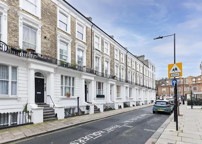 Flat In Notting Hill
