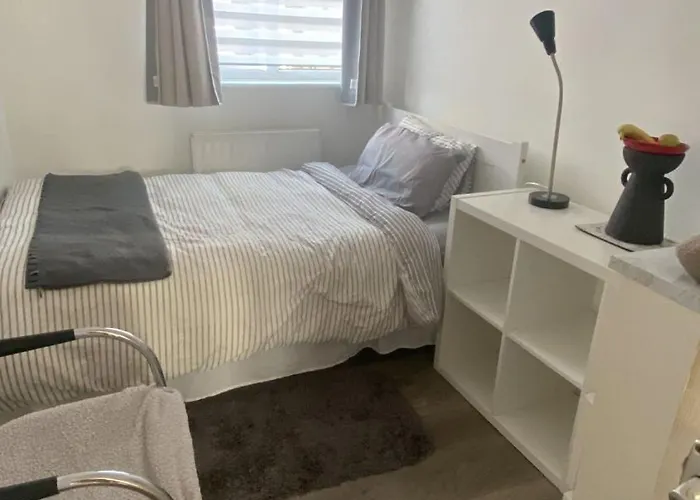 Convenient Home-Stay