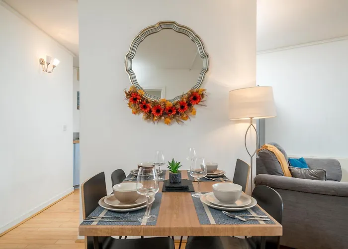 Lovely 3Bd Flat, Parking, Sleeps Six Close To O2
