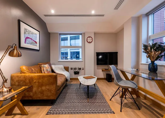 Barbican Serviced Apartments By Lovelystay Londen
