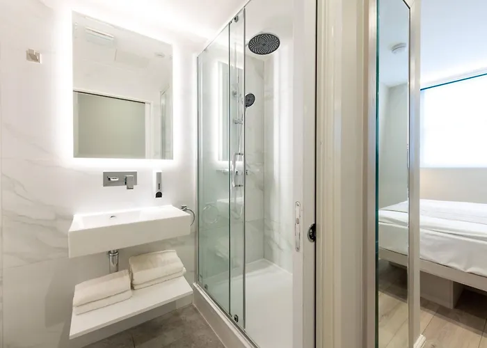 Nox West End Lane I Aparthotel London