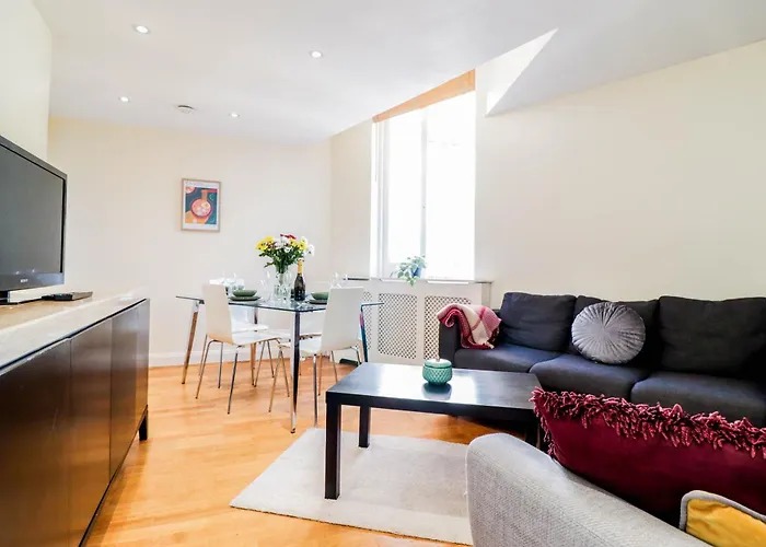 Spacious 4-Bed In St.John'S Wood