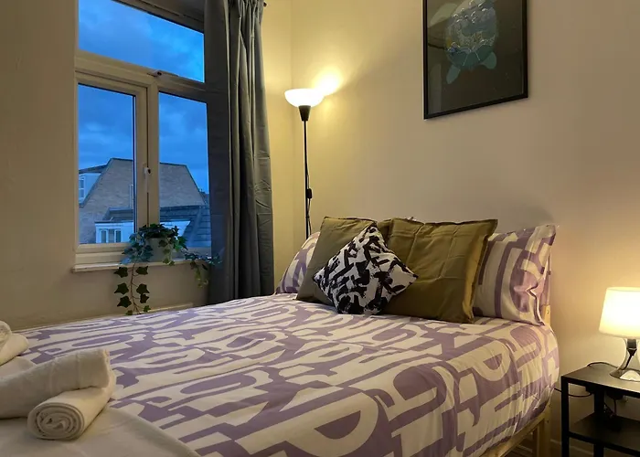 Luminous Family Flat Apartment London