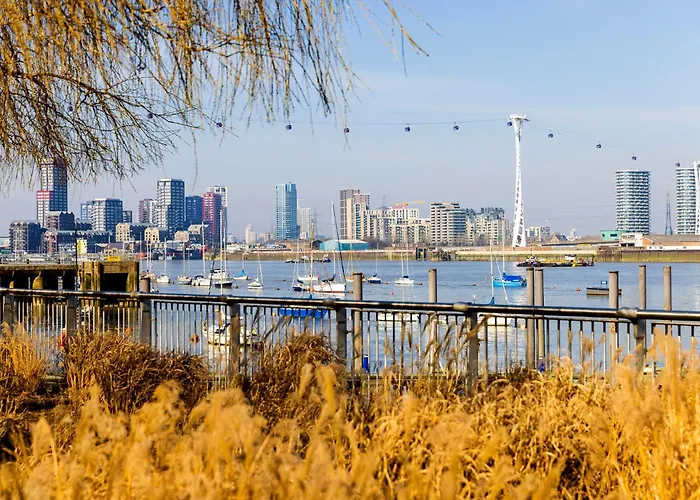 Peninsula Life- Stylish Greenwich 1Bed Flat
