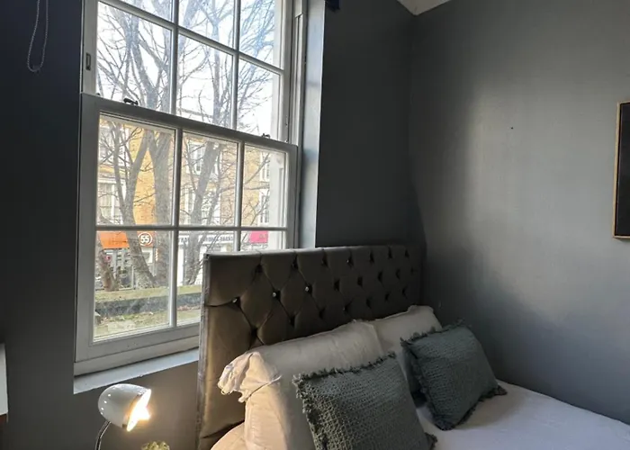 "Bright & Spacious" 3 Bedroom Flat By Kings Cross, St Pancras Station!!!!64