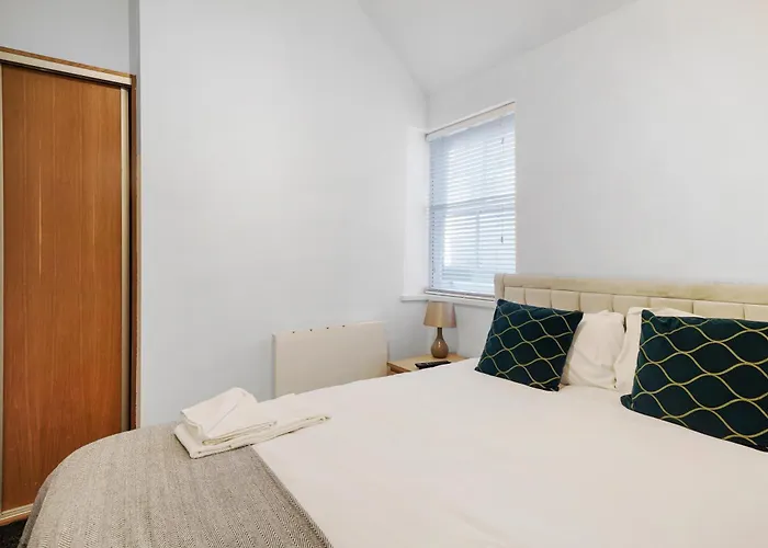 Apt 4, Soho s 2Nd Floor By Indigo Flats