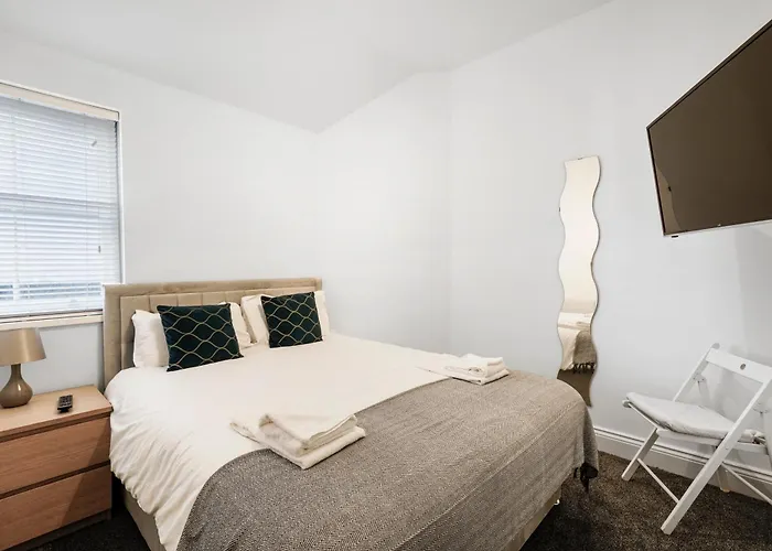 Apt 4, Soho s 2Nd Floor By Indigo Flats