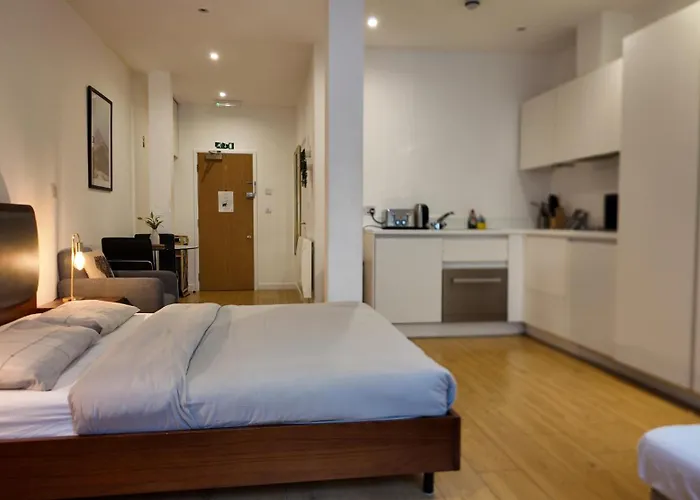 Sleep6 In Leicester Square, Soho Vr7 Londra