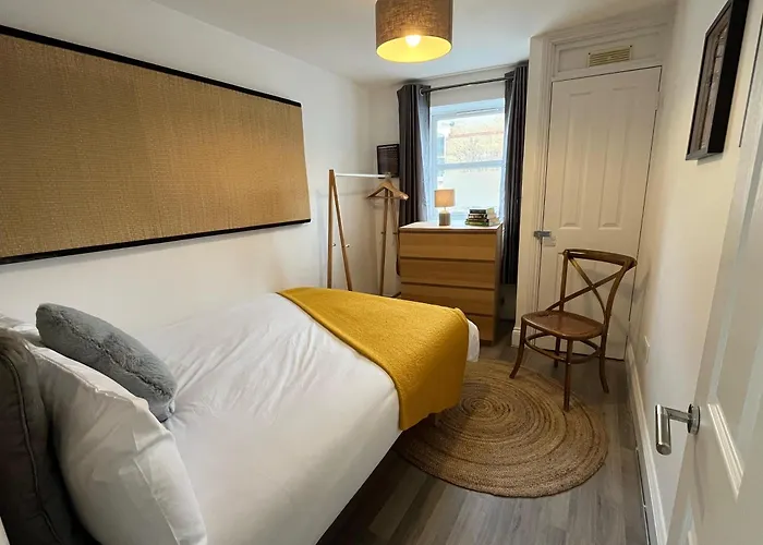 Amazing 2 Bedroom