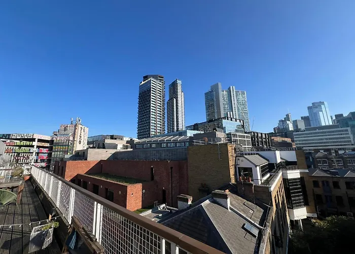 Shoreditch Rooftop Suites