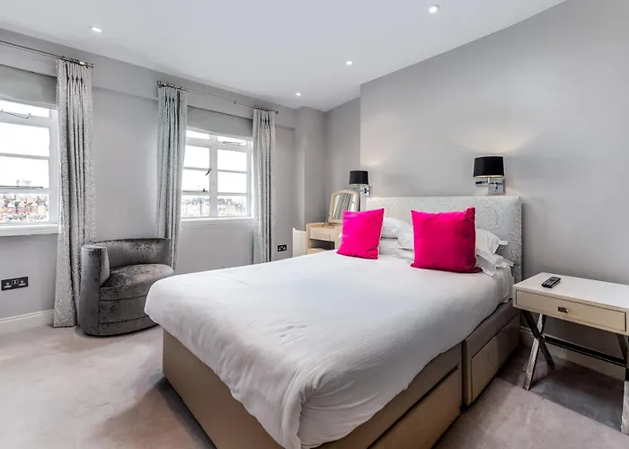 Nell Gwynn House Apartment London