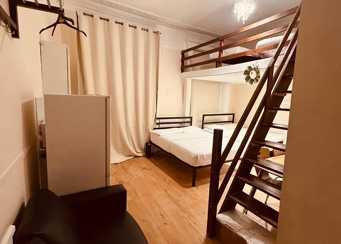 Collingham Place s