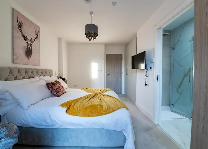 Luxury City Escape Apartments London