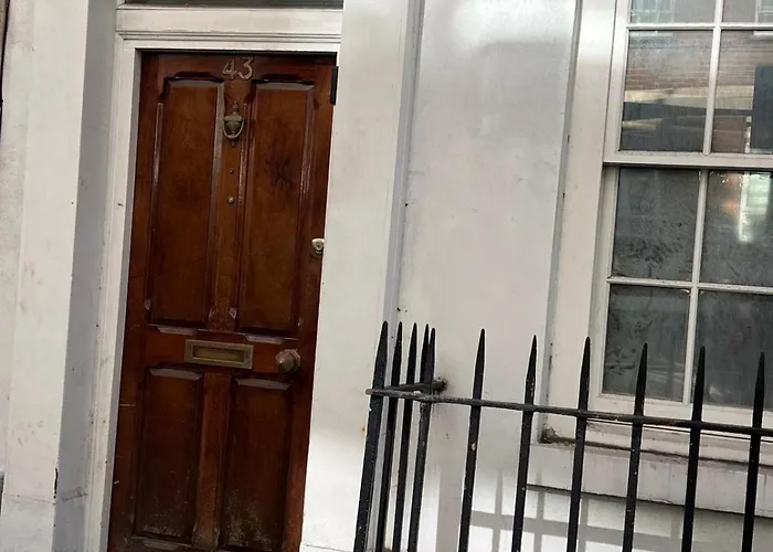Holborn Central London Beautiful One Bedroom Flat