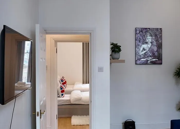 Cozy Apartment Sleep 5 In Berkely Bk3 London