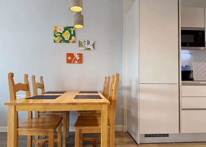 William Place In Wembley - Close To Wembley Stadium & Wembley Arena, 12 Mins Away From Central London By Train