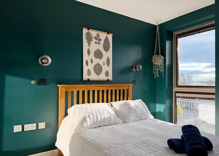 William Place In Wembley - Close To Wembley Stadium & Wembley Arena, 12 Mins Away From Central London By Train