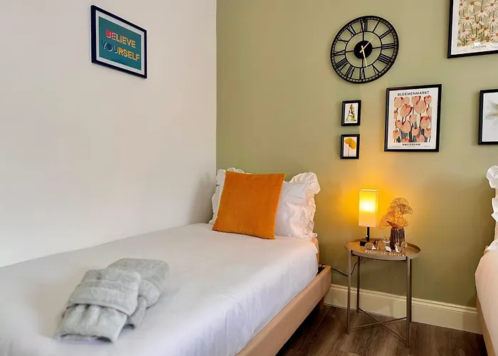 Vibrant Studio 30Min To Central London & Free Wifi