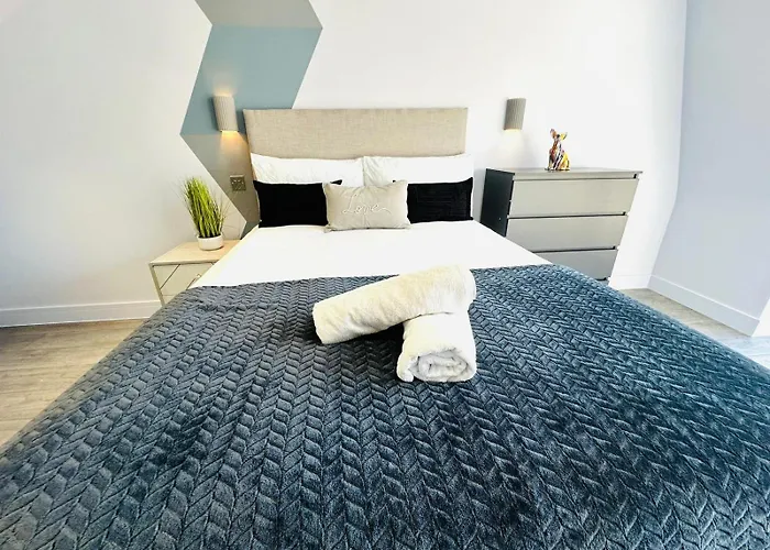 Wandsworth House - No 17 - Luxury Urban Rooms