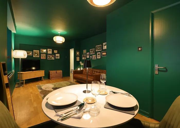 Cool Stay In The Historic City Of London