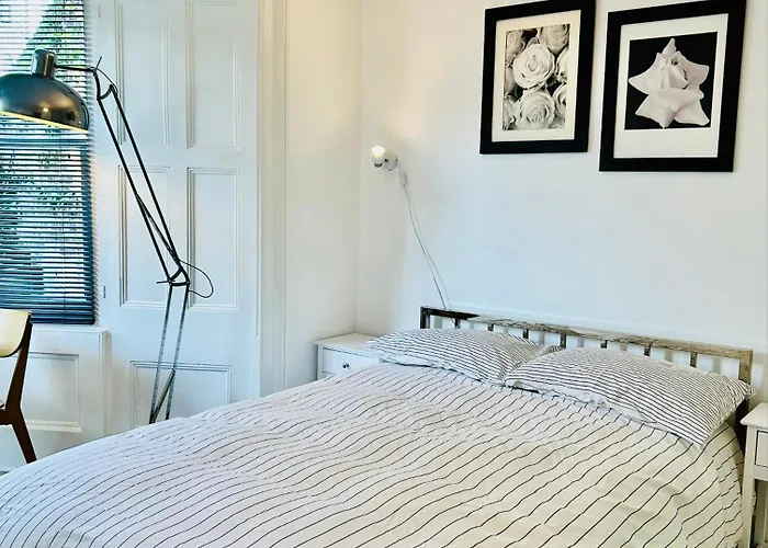 Victorian Stylish Dalston Studio