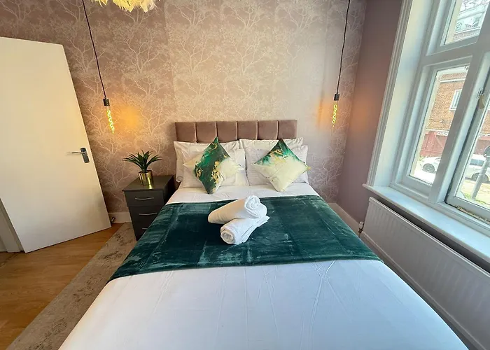 A4-1St Floor 3 Bed Flat Near Elephant And Castle
