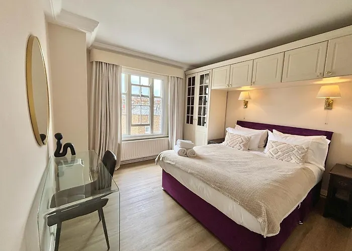 Mozart Suite By Sloane Square