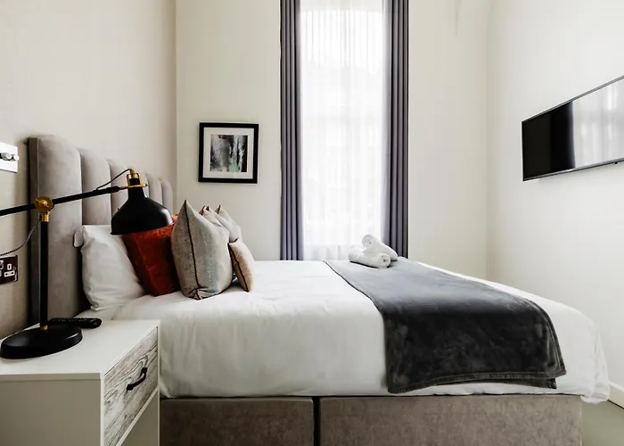 High Street Kensington Apartments Londra