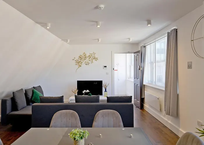Imperial Middlesex Street Apartments London