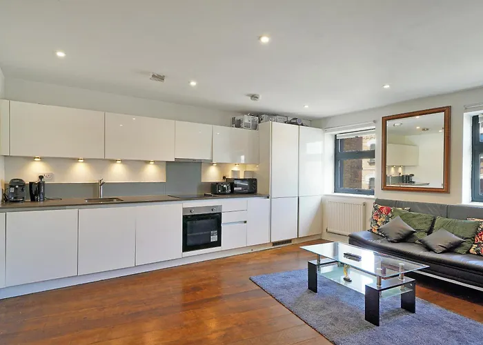 360 Cosy Home Greenwich