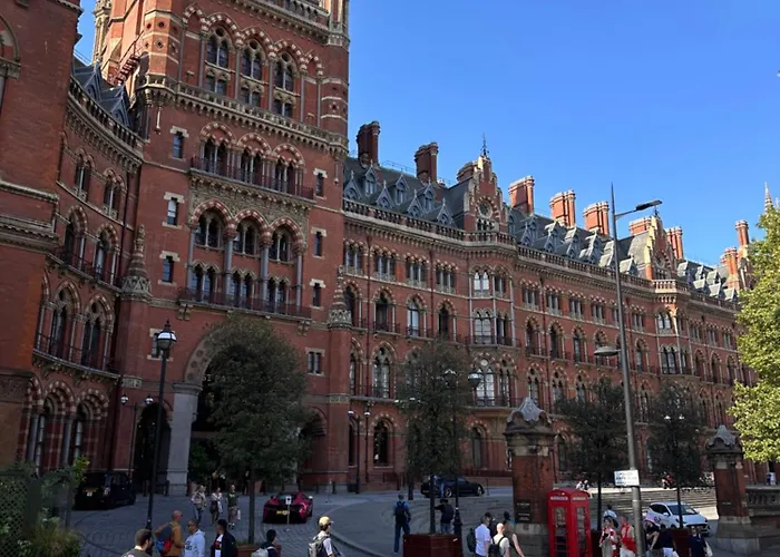Central Euston And Kings Cross Apartments - 1 Min Walk