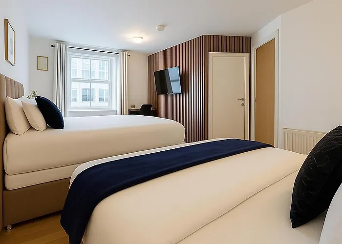 Stylish & Bright Studio In The Heart Of Soho Unbeatable Location! No Lift Wd8