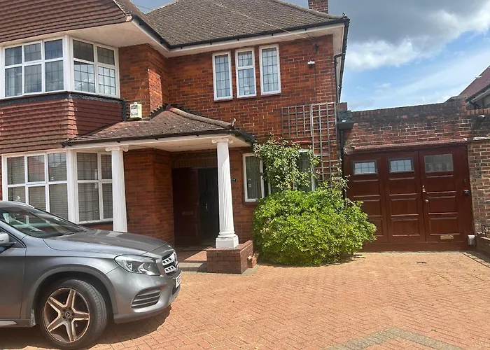 Jan'S Haven Wembley Park - Lovely 1 Bedroom Flat, Sleeps 4, Free Parking, 10 Minutes From Wembley Stadium And Wembley Park Station