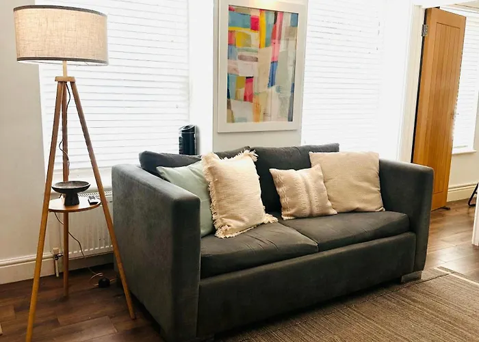 Central Euston And Kings Cross Apartments - 1 Min Walk