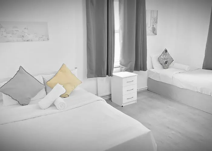 Rooms Near Liverpool Street