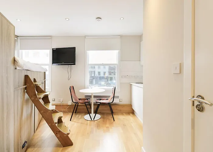 Apartment Near Harrods