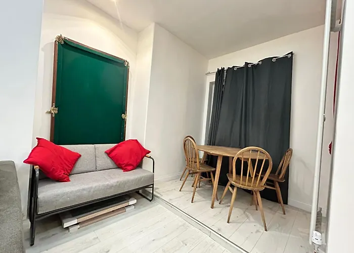 2 Bedroom Flat Wembley