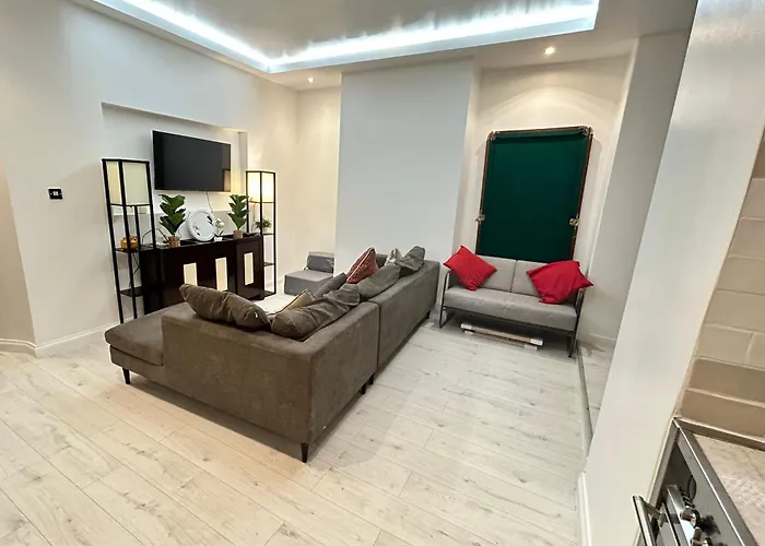 2 Bedroom Flat Wembley