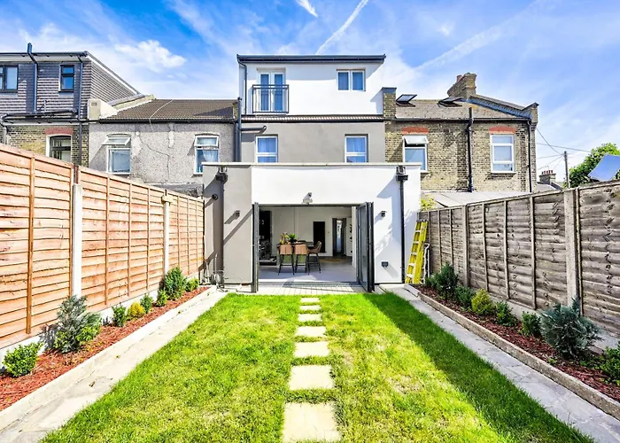 Luxury Family Friendly 4Bed In East Ham Fast Wifi