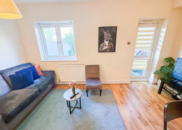 Villa 1Br Kensington Flat Near Holland Park Earls Court Londra
