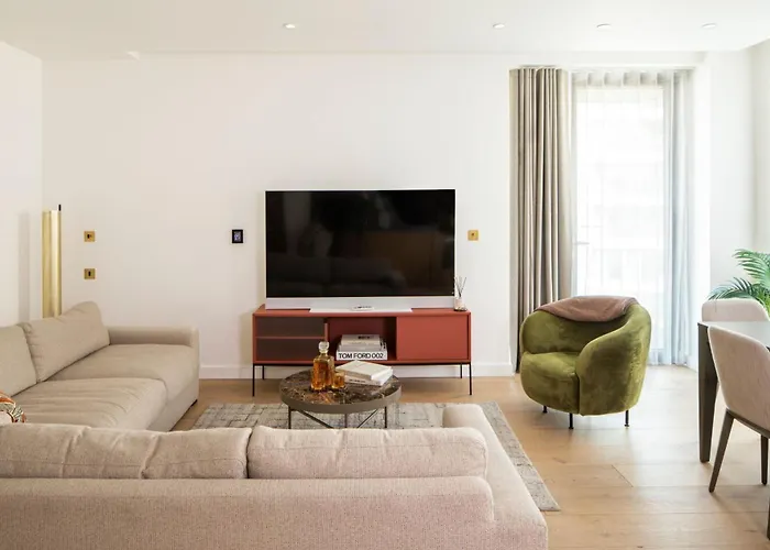 Kings Cross - Luxury 3 Bed , Private Balcony
