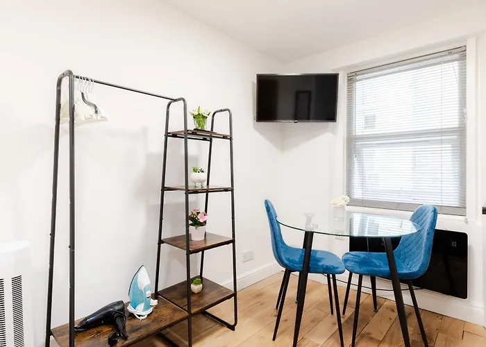 Hyde Park Budget Studios!