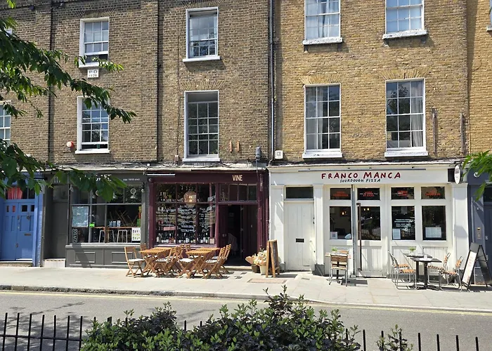 The Maltings Tower Bridge Apartment