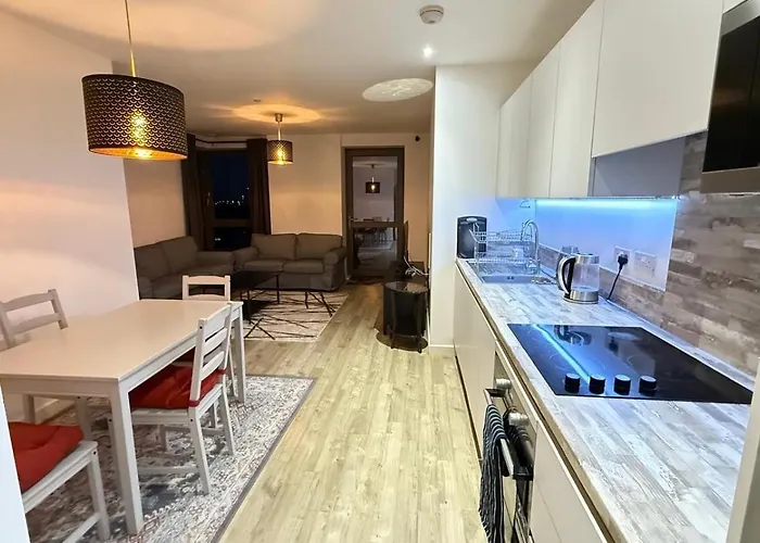 Spacious 2-Bedroom Apartment With Free Parking Near Wembley Stadium, London