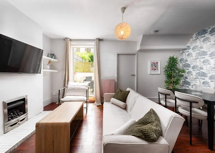 Great Value London With Garden In Tufnell Park Near Emirates Stadium And 10 Mins To Kings Cross